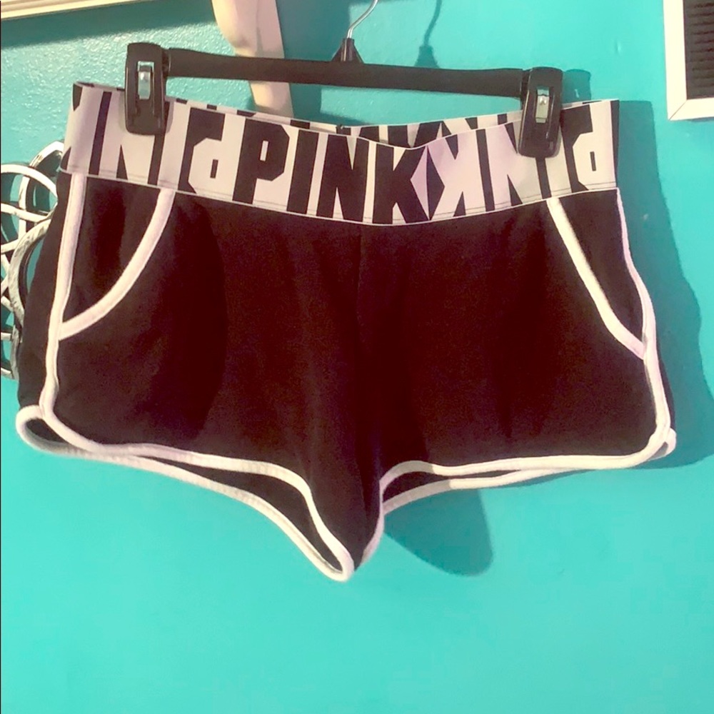 PINK SHORT SHORTS